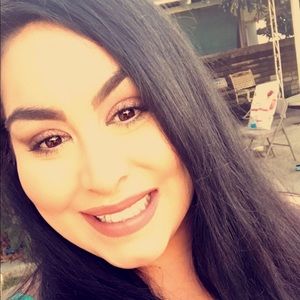 Meet your Posher, Marisa